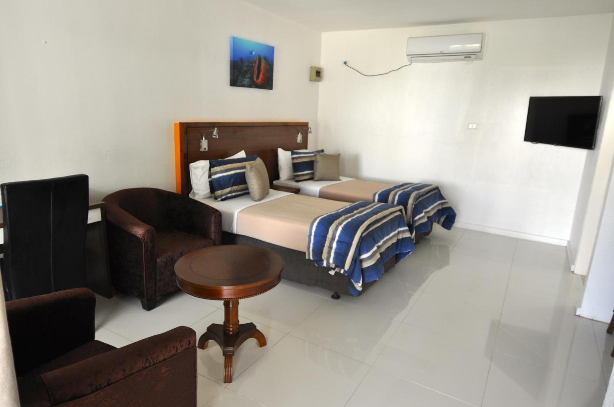 Madang Resort מראה חיצוני תמונה