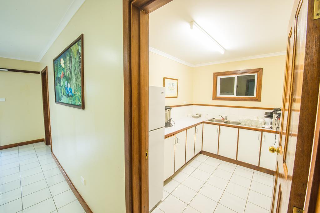 Madang Resort מראה חיצוני תמונה