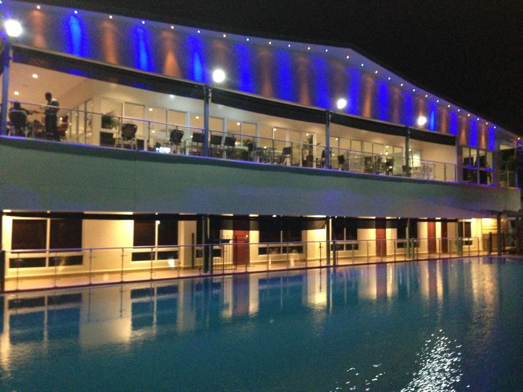Madang Resort מראה חיצוני תמונה