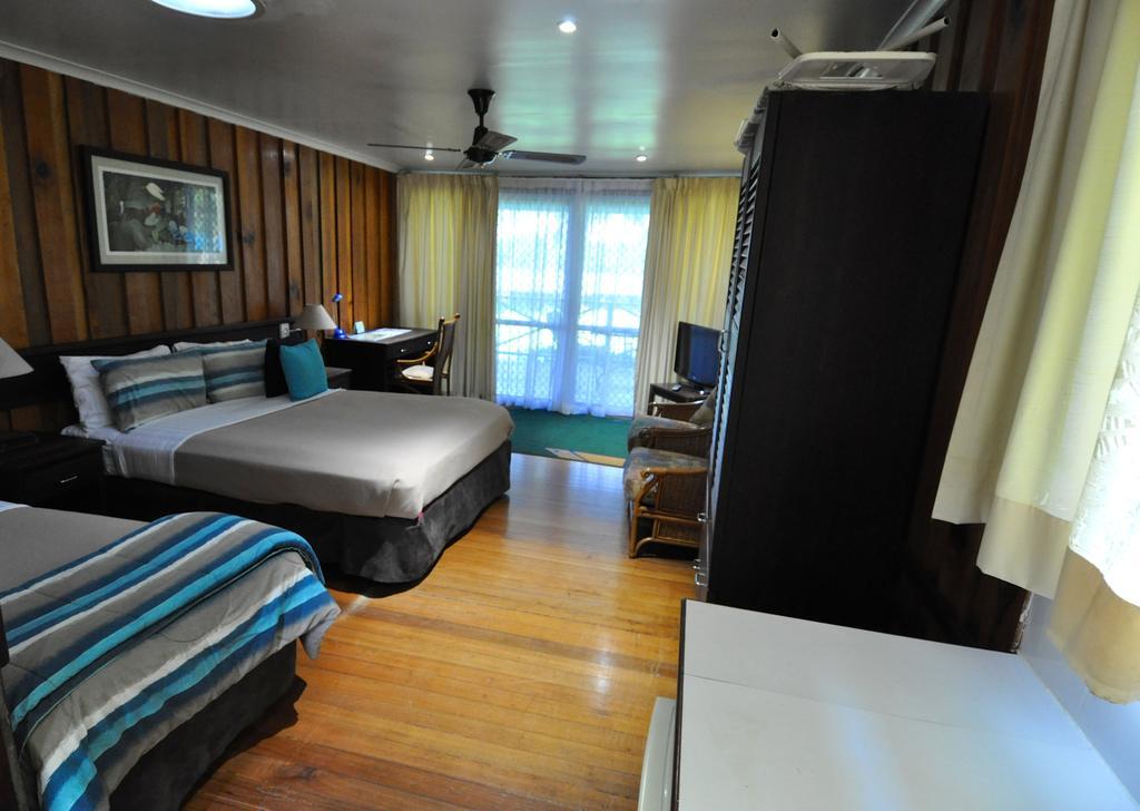 Madang Resort מראה חיצוני תמונה